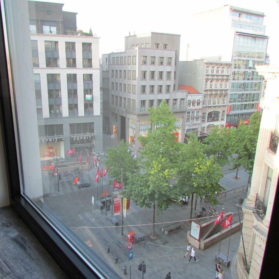 Apartment Huidreal Meir Antwerp