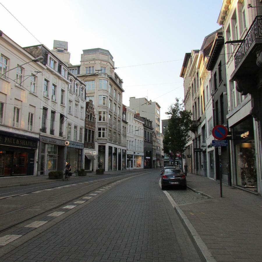 Huidreal Meir * Antwerp